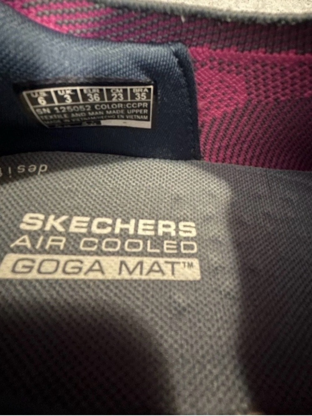 Skechers GOwalk Slip-On Sneakers in Gray and Pink Sz 6 - Picture 3 of 4